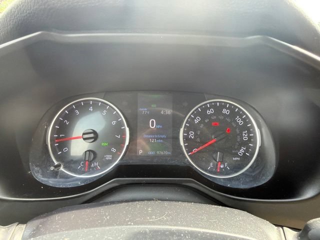 Used 2019 Toyota RAV4 XLE w/ Carpet Mat Package AWD/4WD image 43