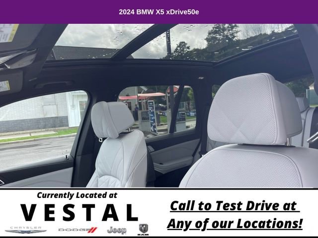 Used 2024 BMW X5 xDrive50e w/ M Sport Package image 19
