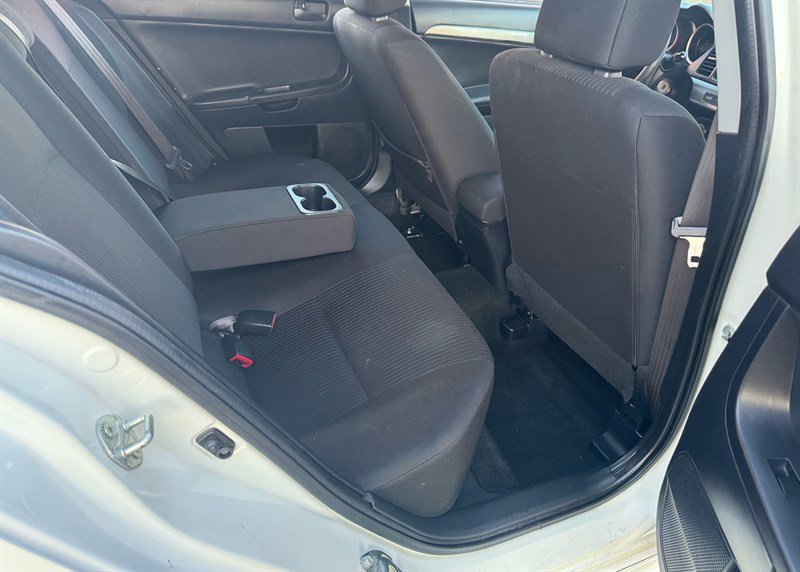 Used 2015 Mitsubishi Lancer ES image 12