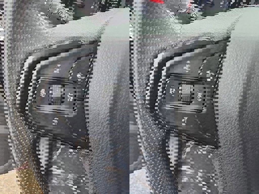 Used 2023 Chevrolet TrailBlazer LT w/ Convenience Package image 13