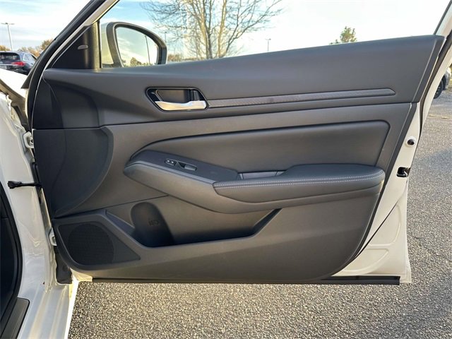 New 2025 Nissan Altima 2.5 SV w/ SV Premium Package image 8