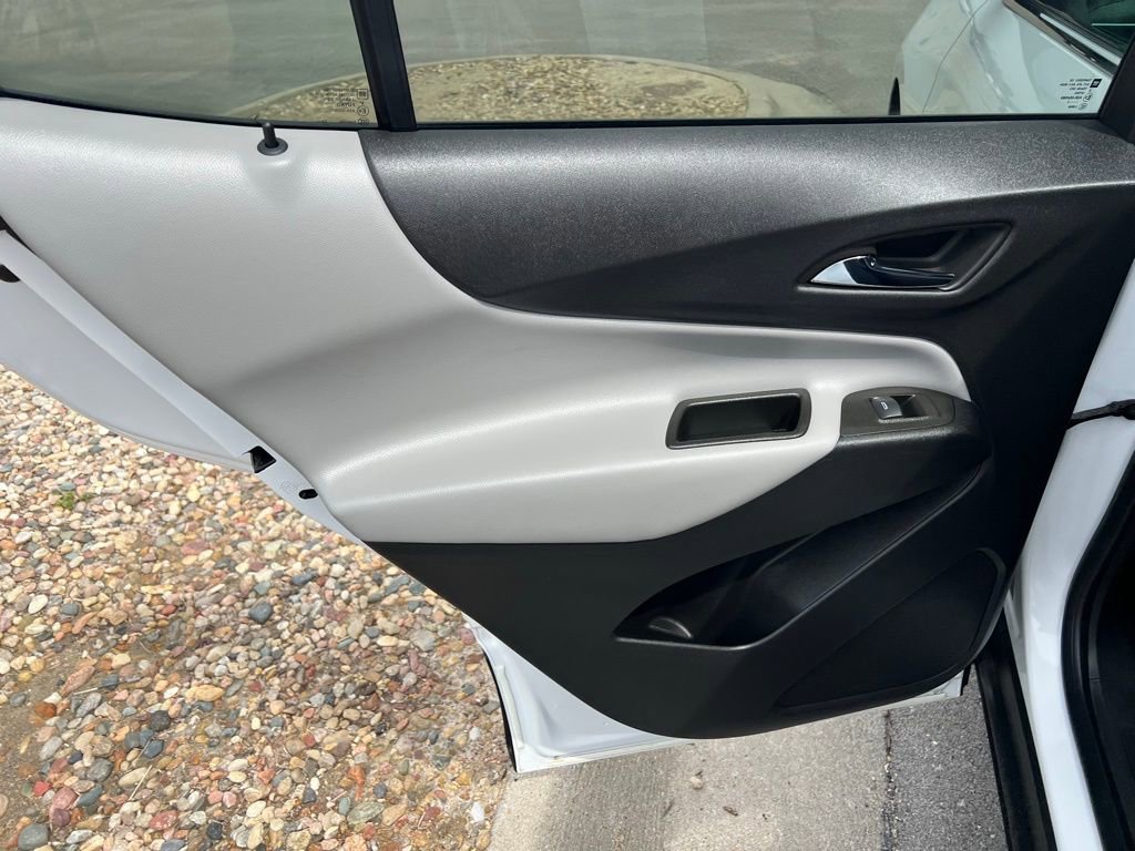 Used 2023 Chevrolet Equinox LT AWD/4WD image 20