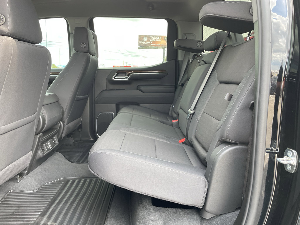 Used 2024 GMC Sierra 1500 Elevation image 19