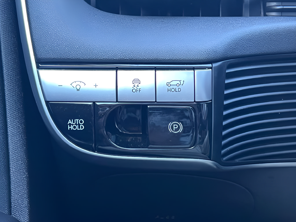 Used 2023 Hyundai Ioniq 5 Limited AWD/4WD image 21