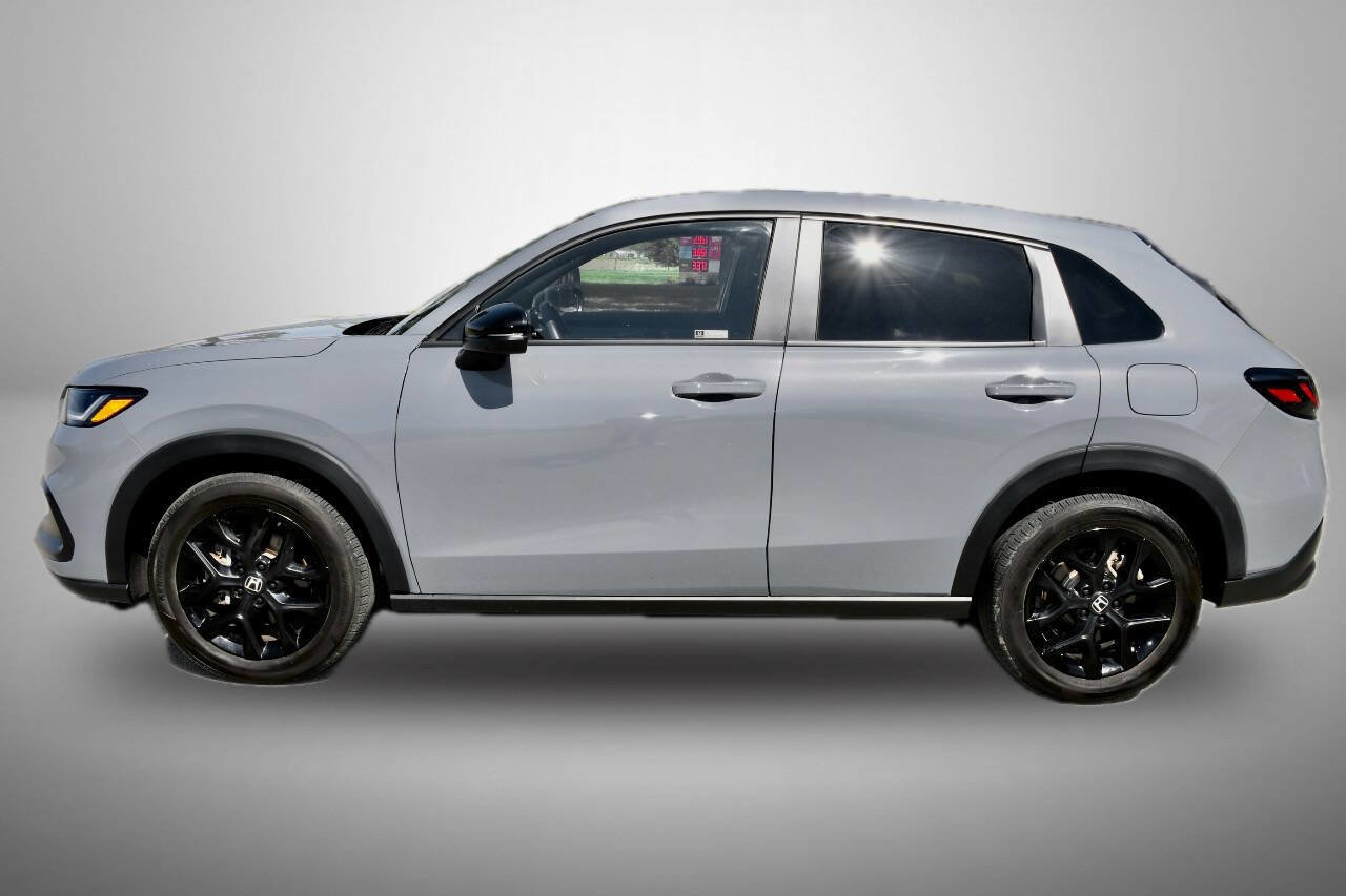 Used 2024 Honda HR-V Sport image 4