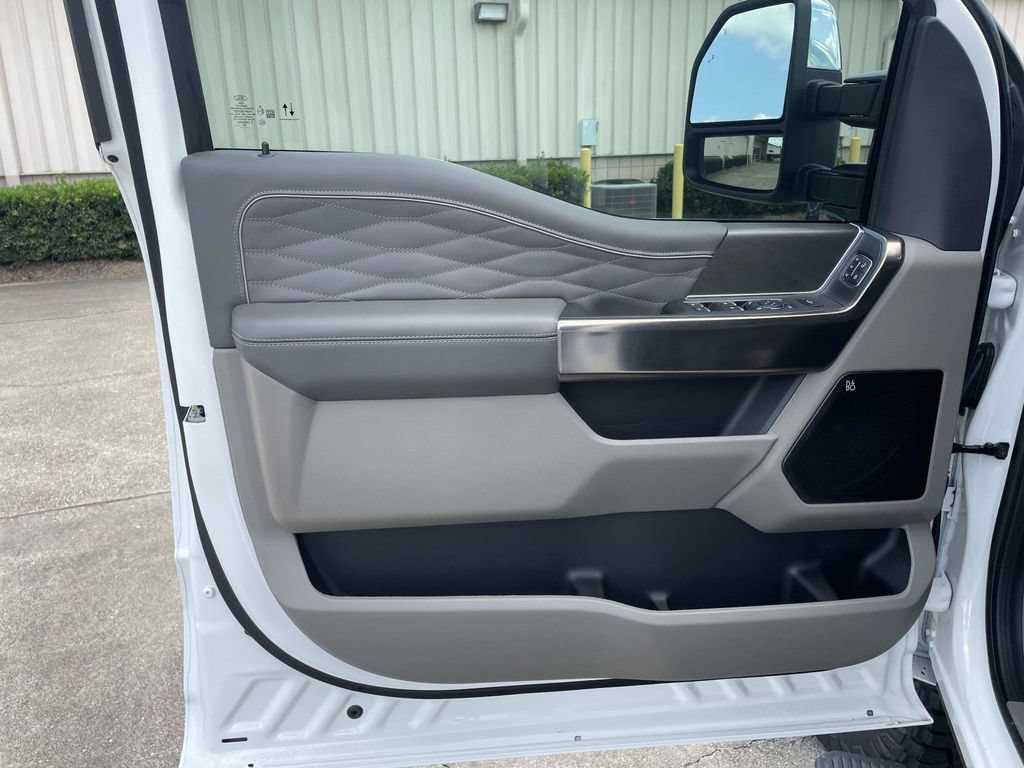 New 2026 Ford F350 Platinum w/ Platinum Plus Package AWD/4WD image 15