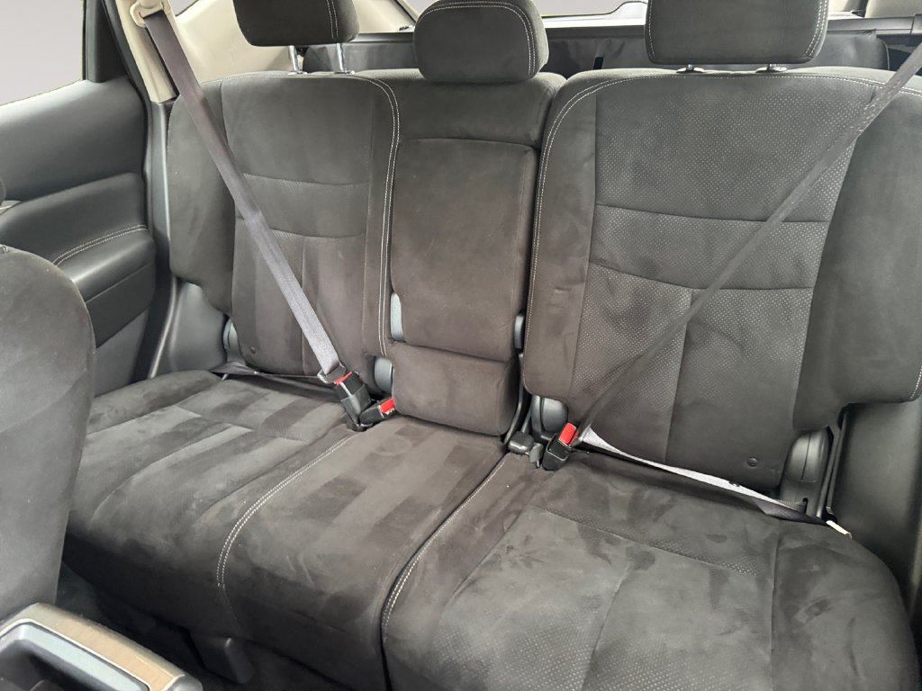Used 2015 Nissan Murano S AWD/4WD image 13