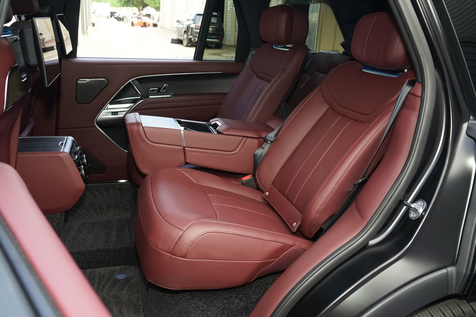 Used 2026 Land Rover Range Rover Long Wheelbase Autobiography AWD/4WD image 25