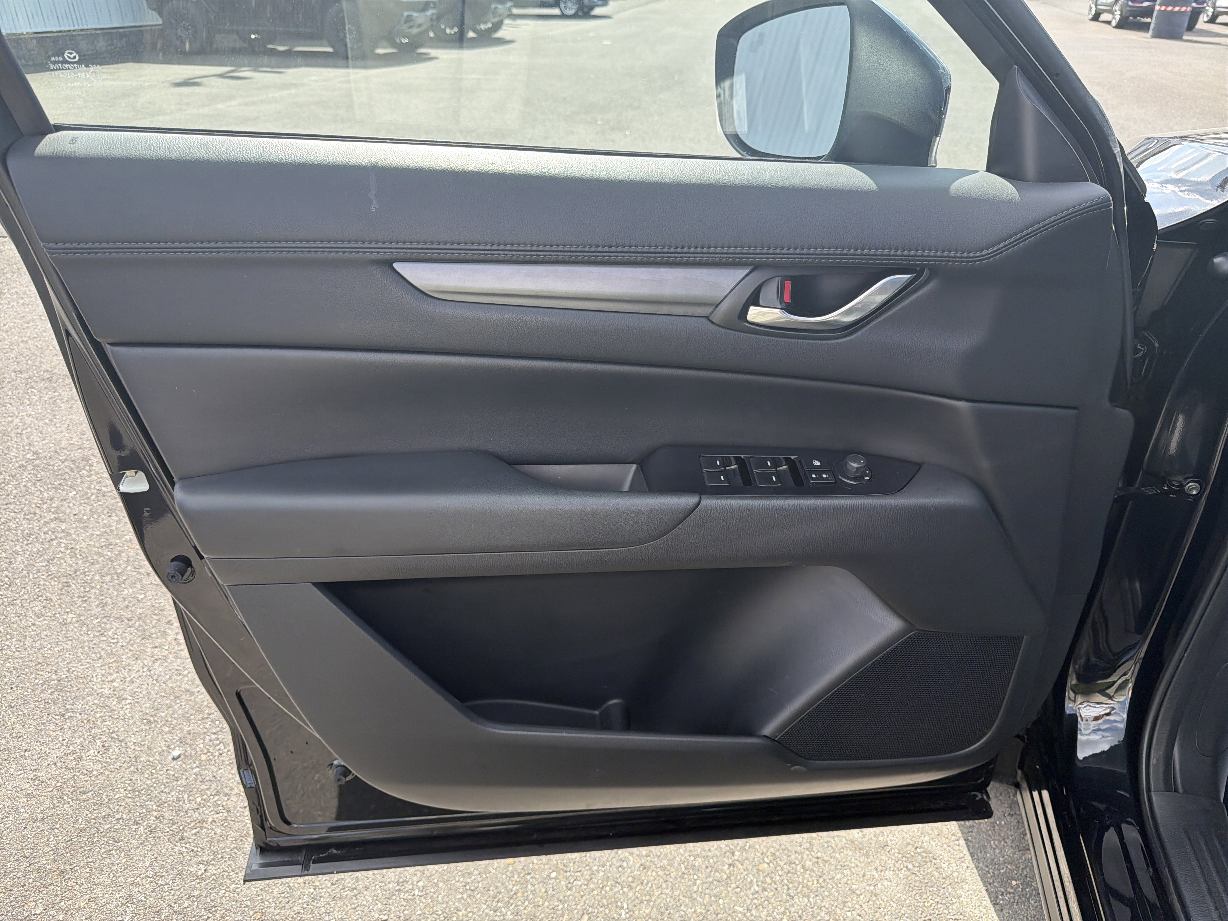 Used 2021 MAZDA CX-5 Touring image 8