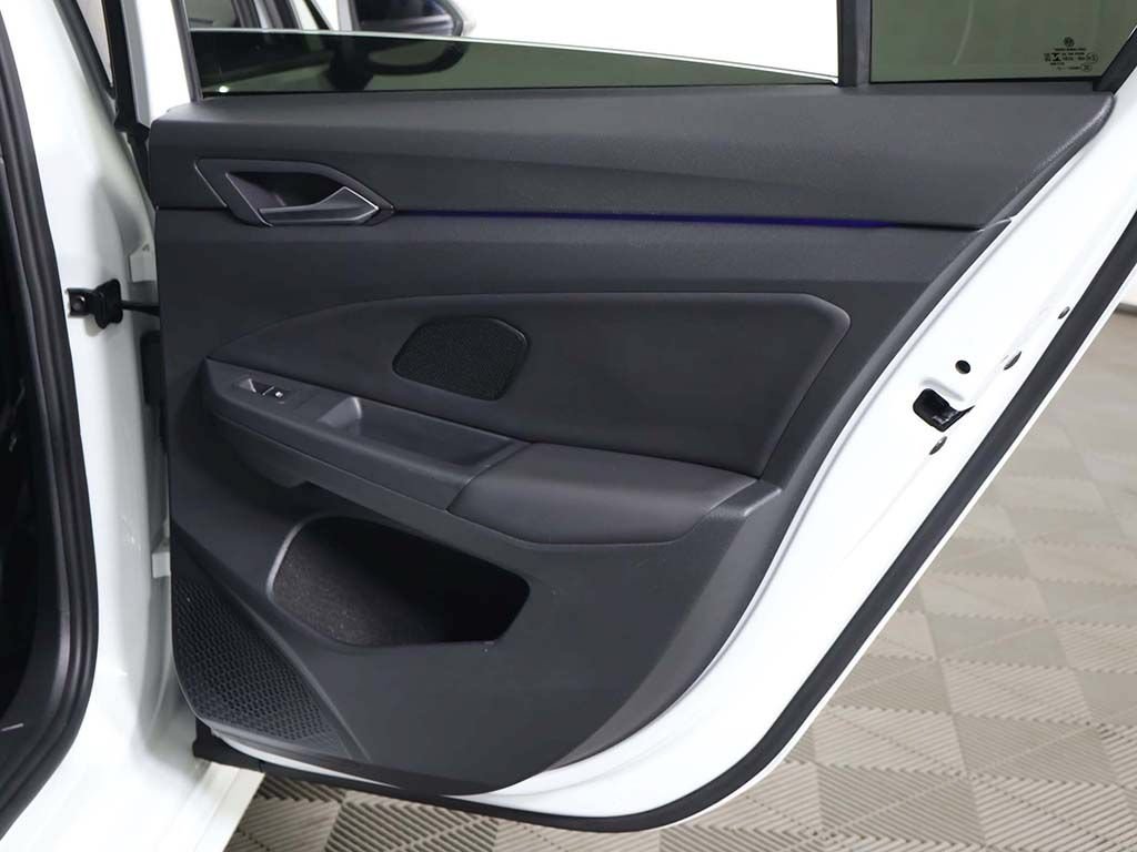 Used 2022 Volkswagen Golf R AWD/4WD image 31