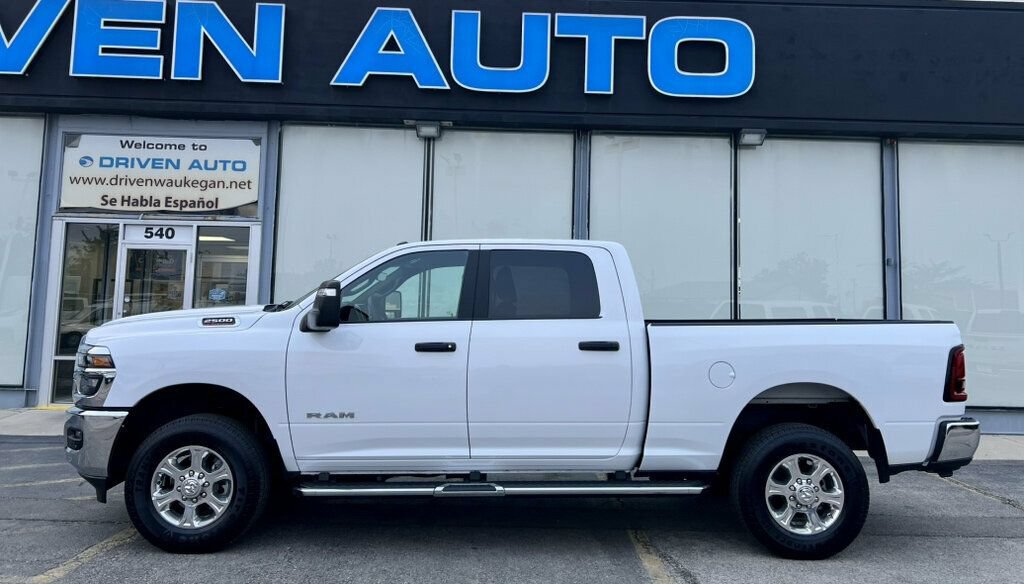 Used 2026 RAM 2500 Big Horn AWD/4WD image 2