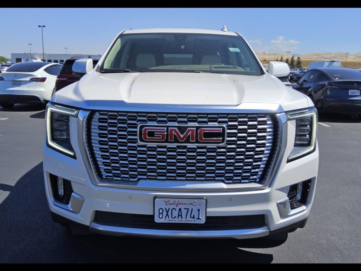 Used 2021 GMC Yukon Denali AWD/4WD image 11