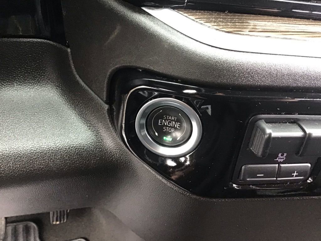 Used 2025 Chevrolet Silverado 2500 LT w/ Safety Package AWD/4WD image 23