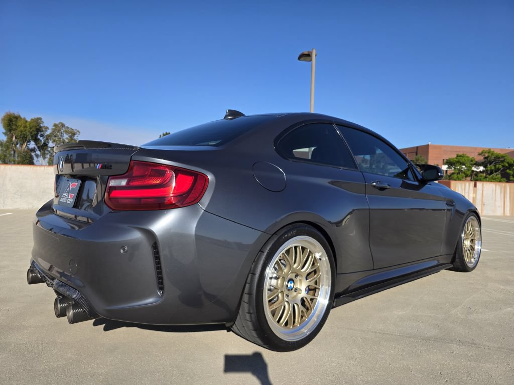 Used 2017 BMW M2 RWD image 9