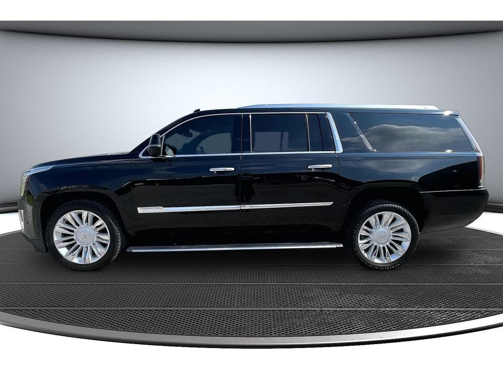 Used 2019 Cadillac Escalade ESV Platinum AWD/4WD image 17