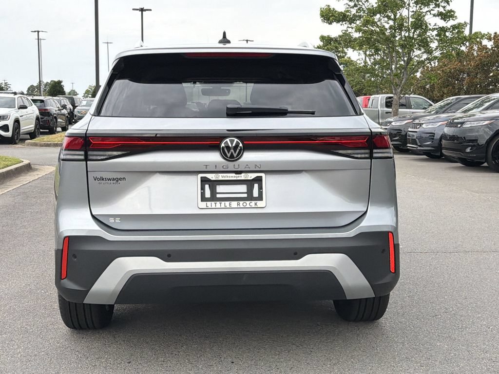 New 2026 Volkswagen Tiguan SE FWD image 4