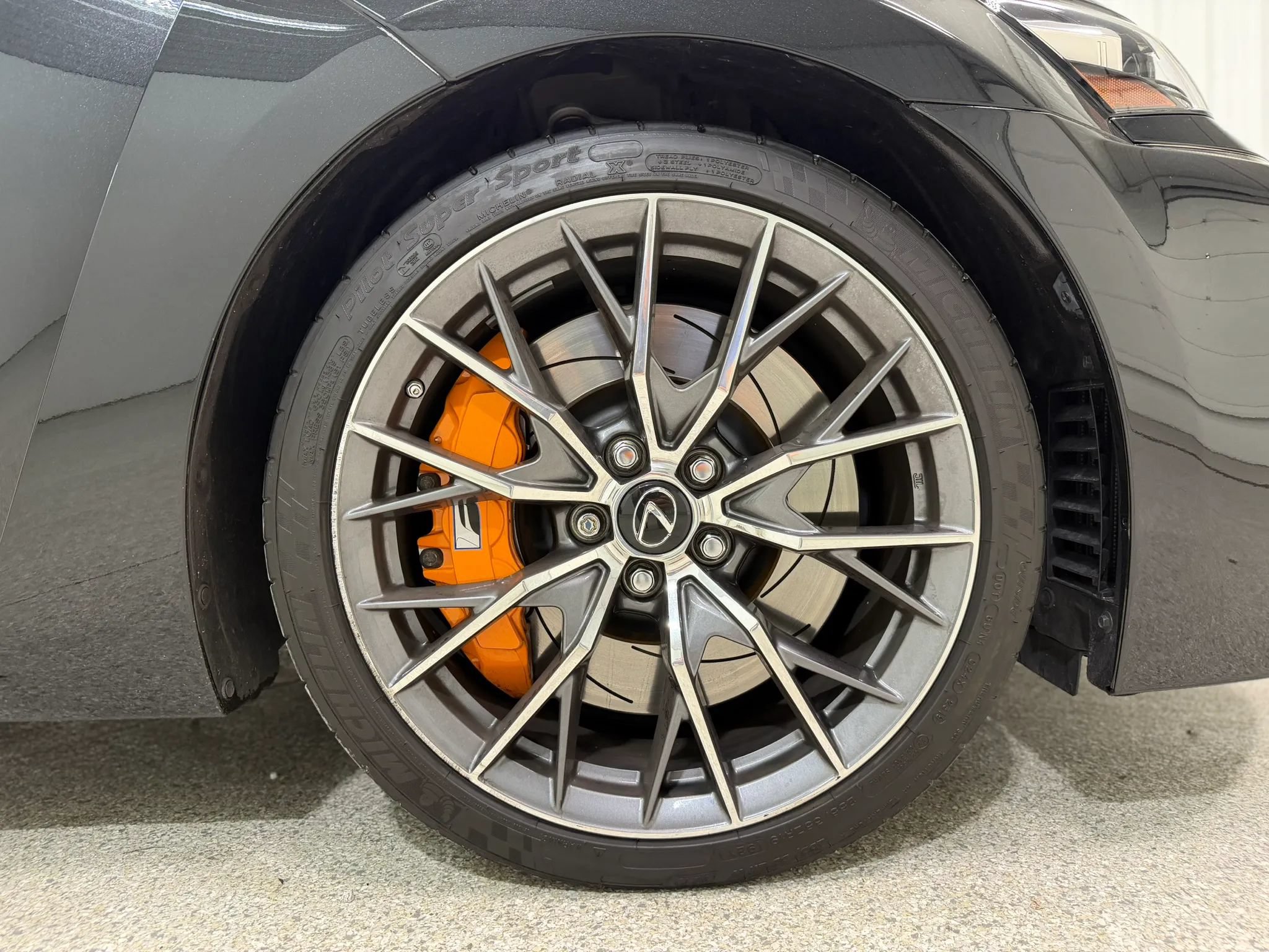 Used 2016 Lexus GS F RWD image 33