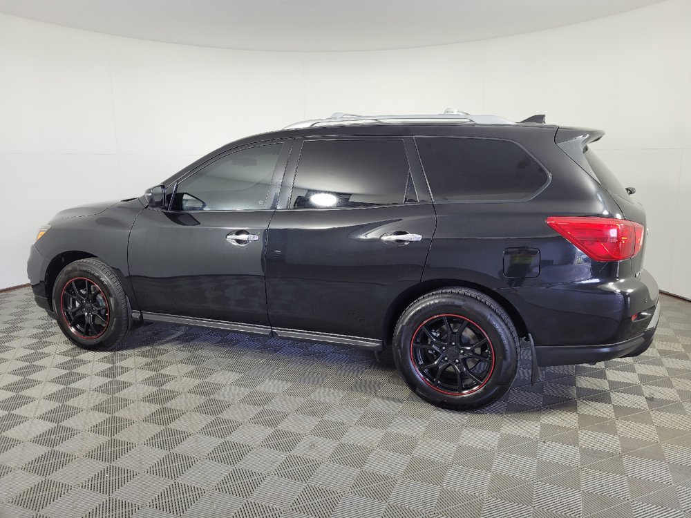 Used 2019 Nissan Pathfinder S FWD image 3