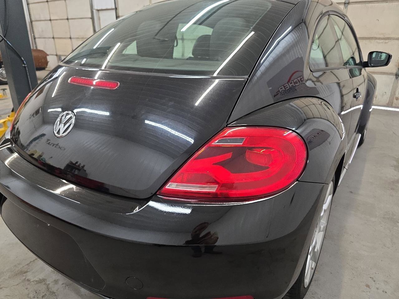 Used 2012 Volkswagen Beetle 2.5 FWD image 12