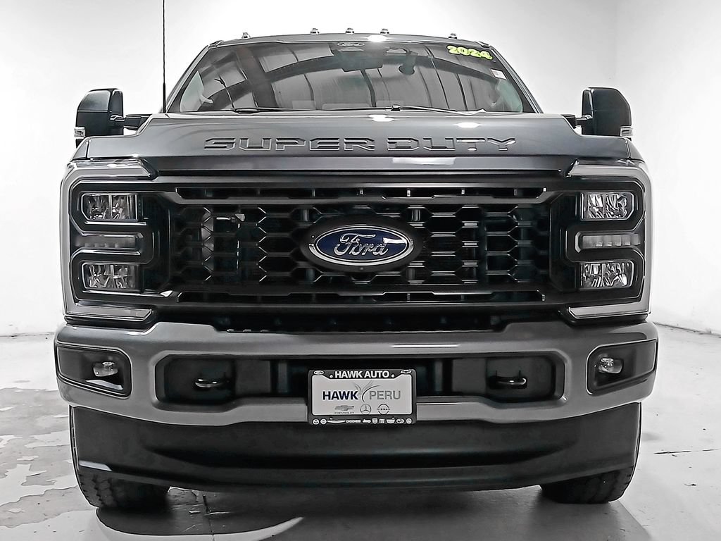 Used 2024 Ford F250 XL w/ STX Appearance Package AWD/4WD image 2