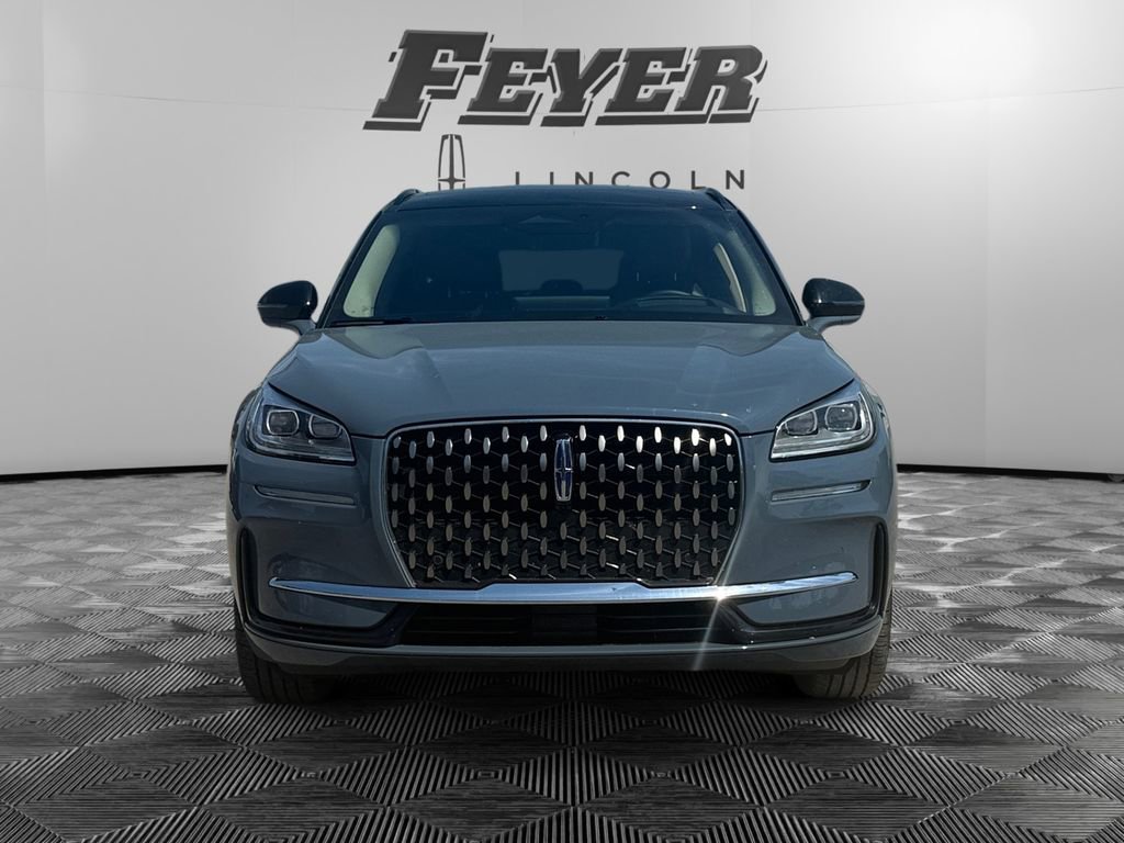 Used 2025 Lincoln Corsair Grand Touring w/ Equipment Group 302A image 8