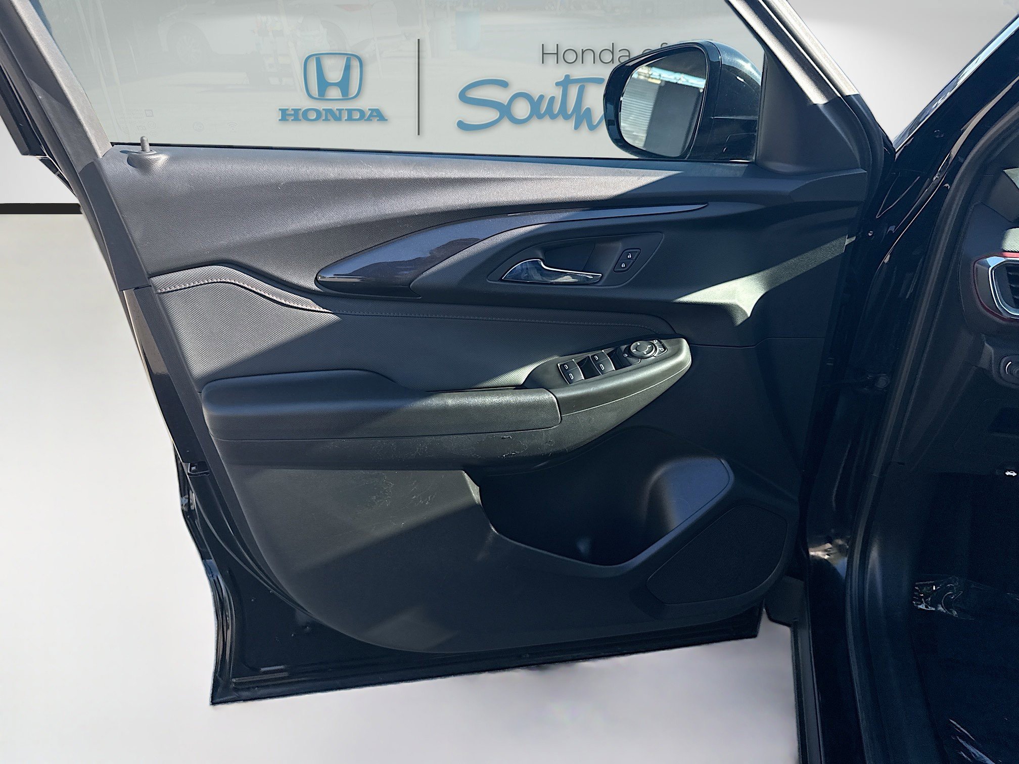 Used 2022 Chevrolet TrailBlazer RS image 19