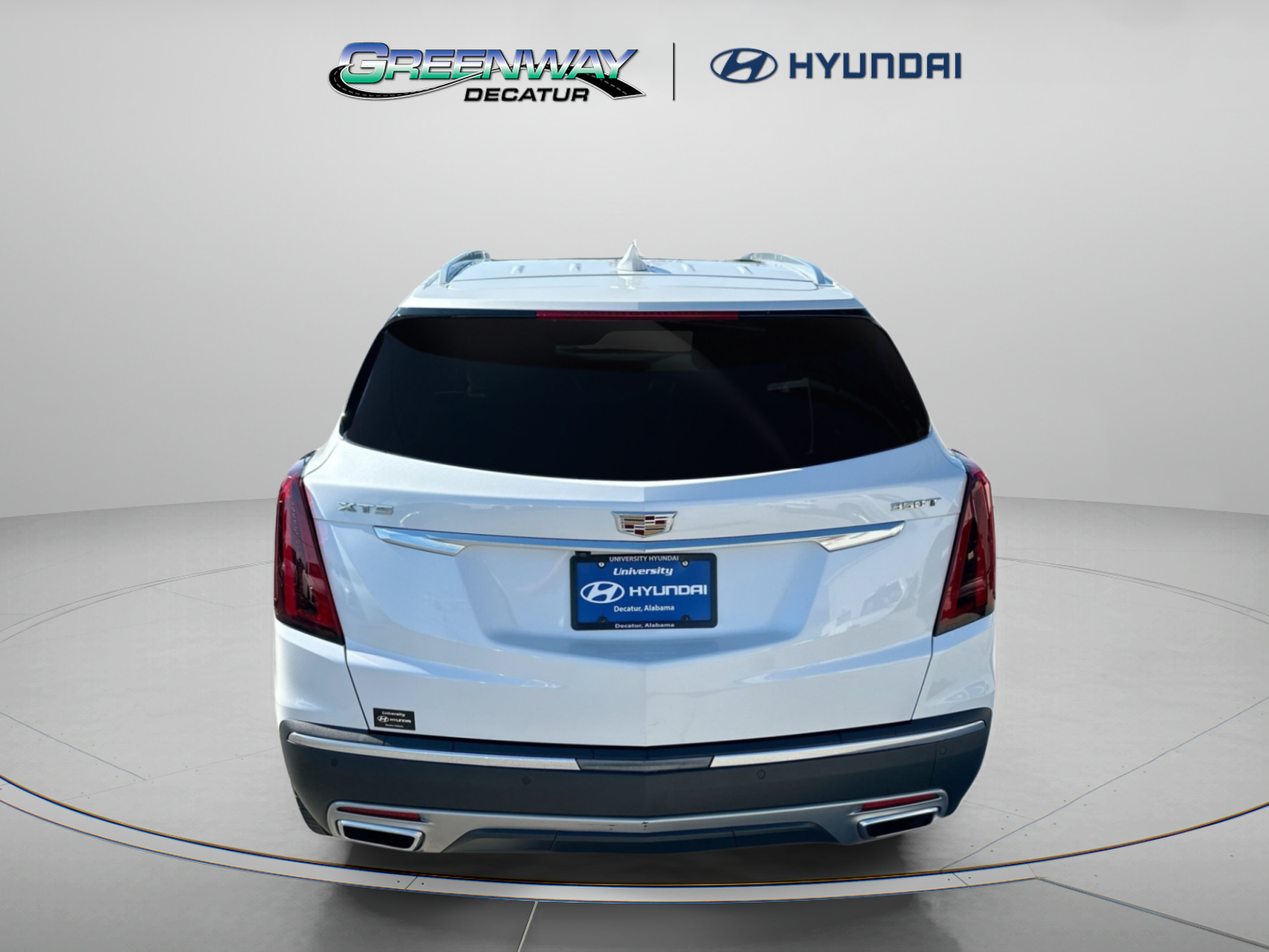 Used 2023 Cadillac XT5 Premium Luxury FWD image 7