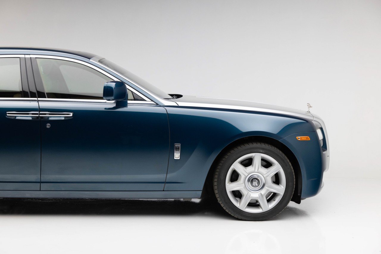Used 2010 Rolls-Royce Ghost RWD image 23
