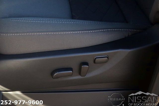 New 2026 Nissan Frontier SV w/ Tow Package image 14