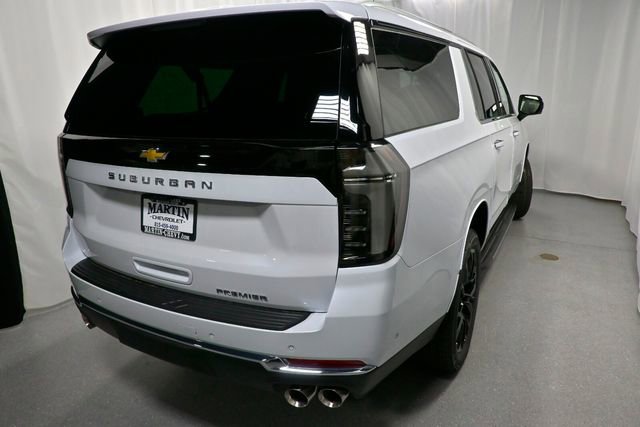 New 2026 Chevrolet Suburban Premier AWD/4WD image 4