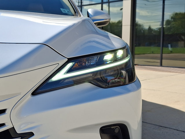 Certified 2025 Lexus RX 350h AWD/4WD image 9