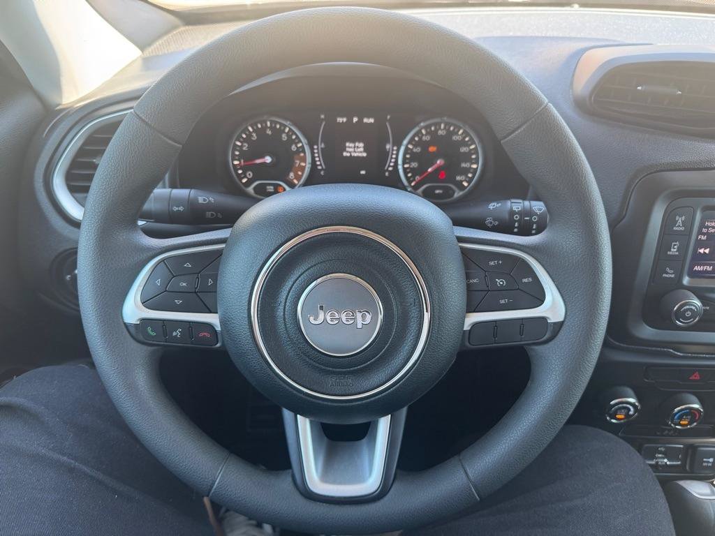 Used 2020 Jeep Renegade Sport w/ Sport Appearance Group FWD image 11