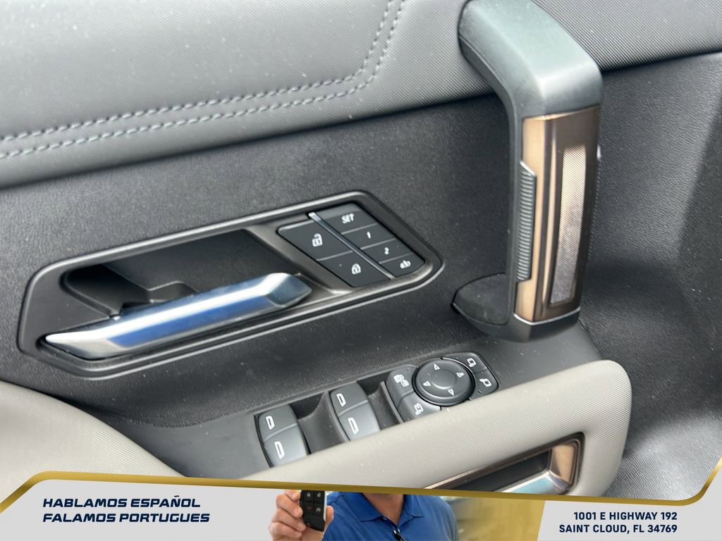 Used 2024 GMC Hummer EV 2X w/ Extreme Off-Road Package image 9