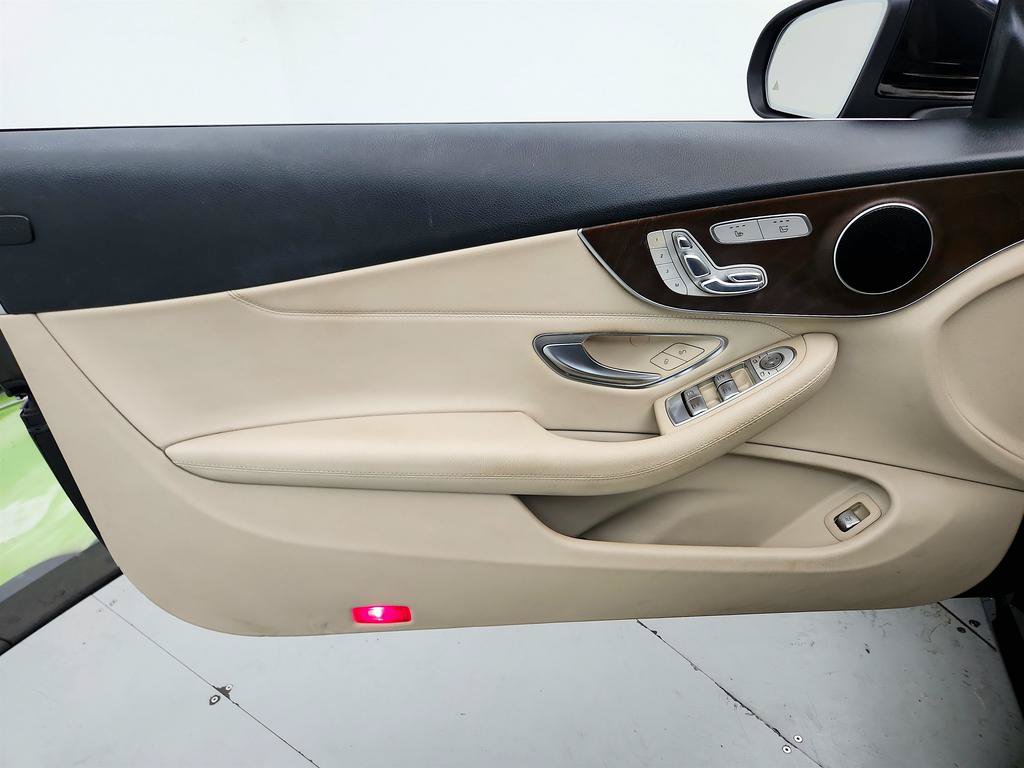 Used 2018 Mercedes-Benz C 300 Cabriolet image 22