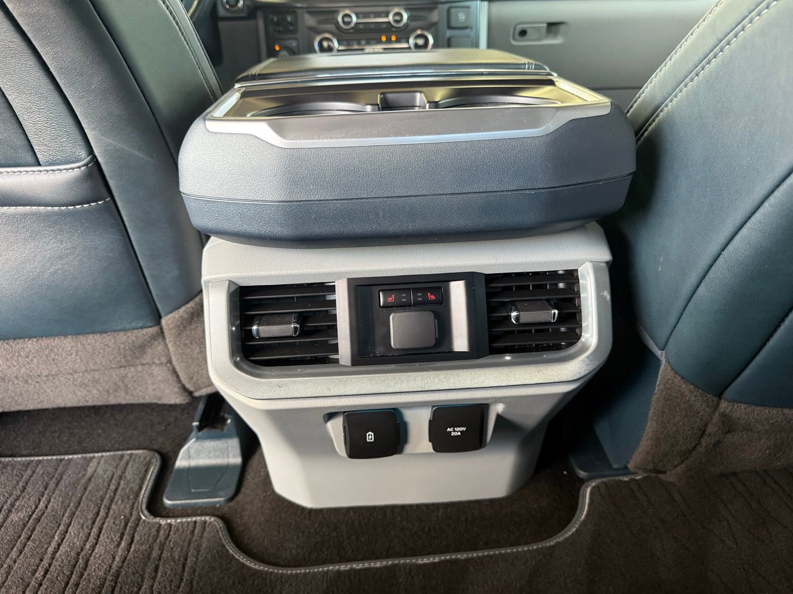 Used 2023 Ford F150 Limited image 33