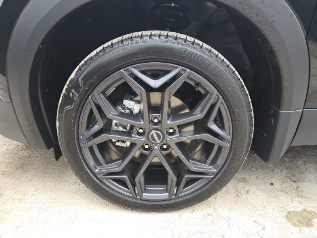 New 2027 Nissan Kicks SR w/ SR Premium Package FWD image 14