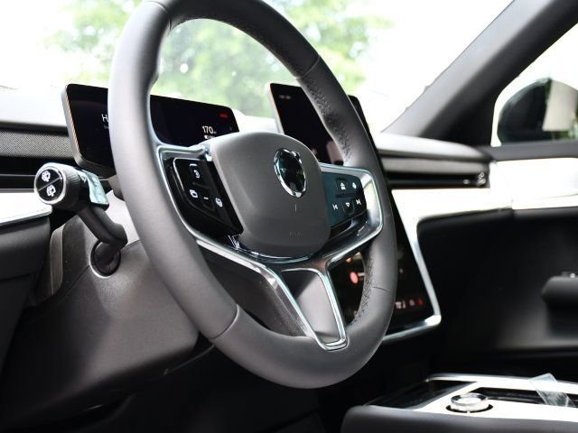 New 2025 Volvo EX90 Ultra image 12