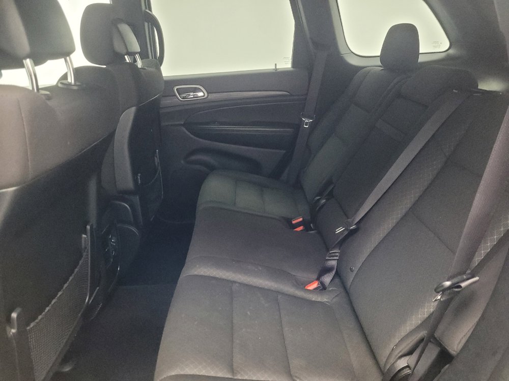 Used 2021 Jeep Grand Cherokee Laredo image 18