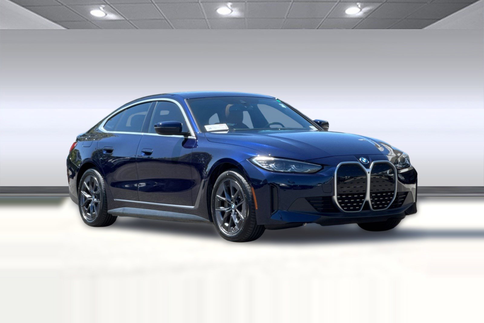 Certified 2023 BMW i4 eDrive35 w/ Premium Package RWD image 7