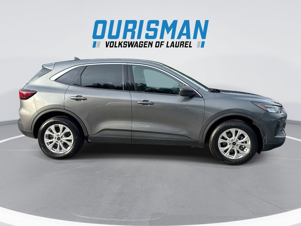 Used 2024 Ford Escape Active FWD image 9