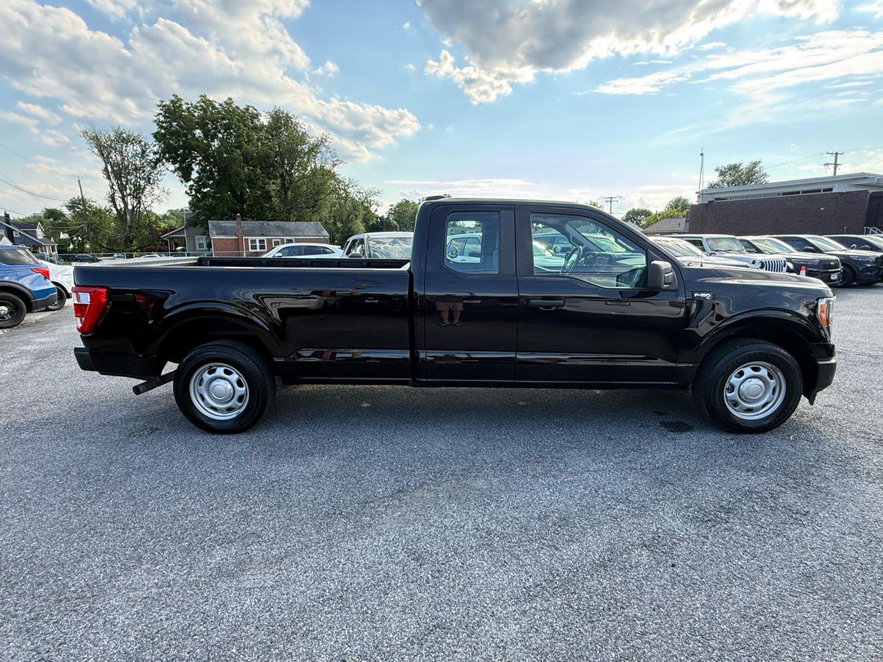 Used 2021 Ford F150 XL w/ Equipment Group 101A High RWD image 8