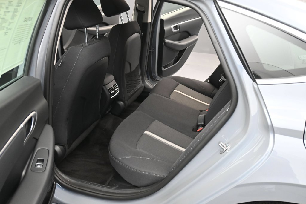 Certified 2026 Hyundai Sonata Blue FWD image 11