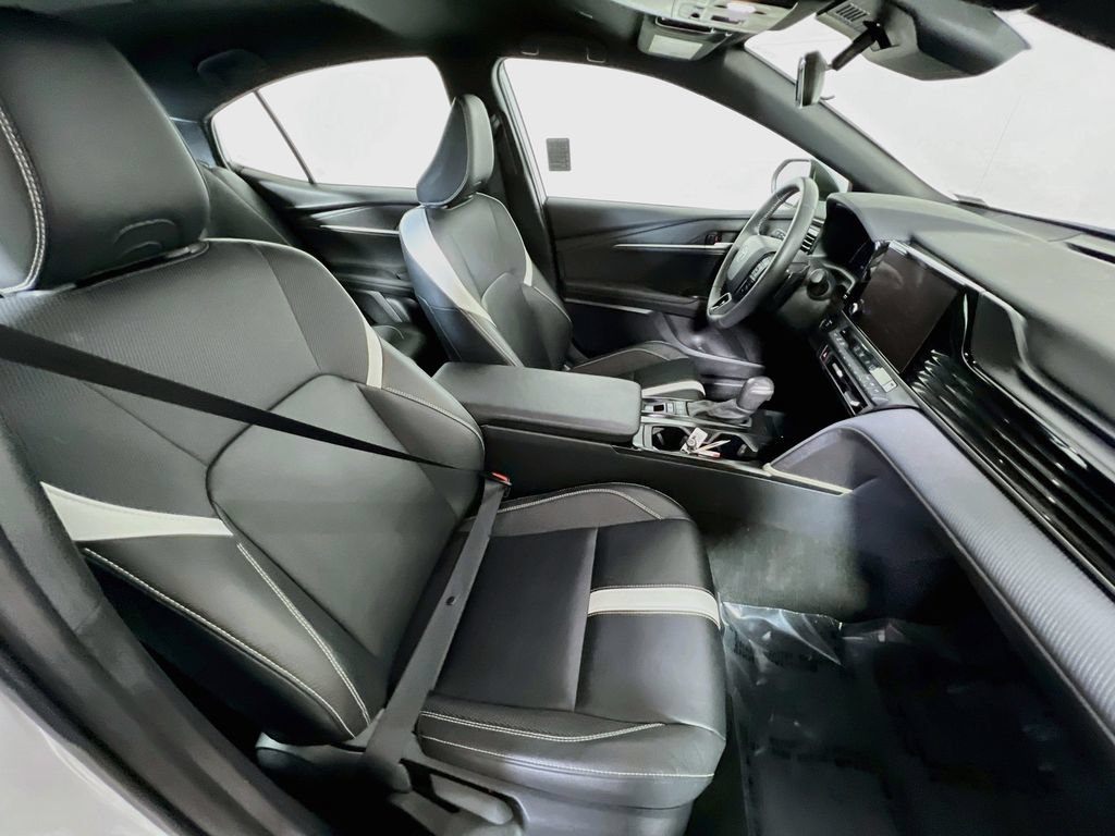 Used 2025 Toyota Camry SE FWD image 24
