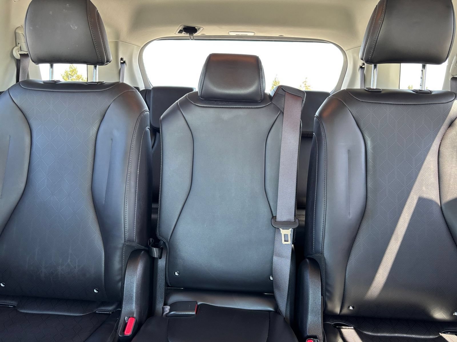 Used 2026 Kia Carnival FWD image 41