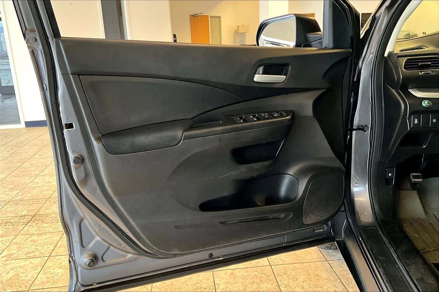 Used 2016 Honda CR-V LX image 21