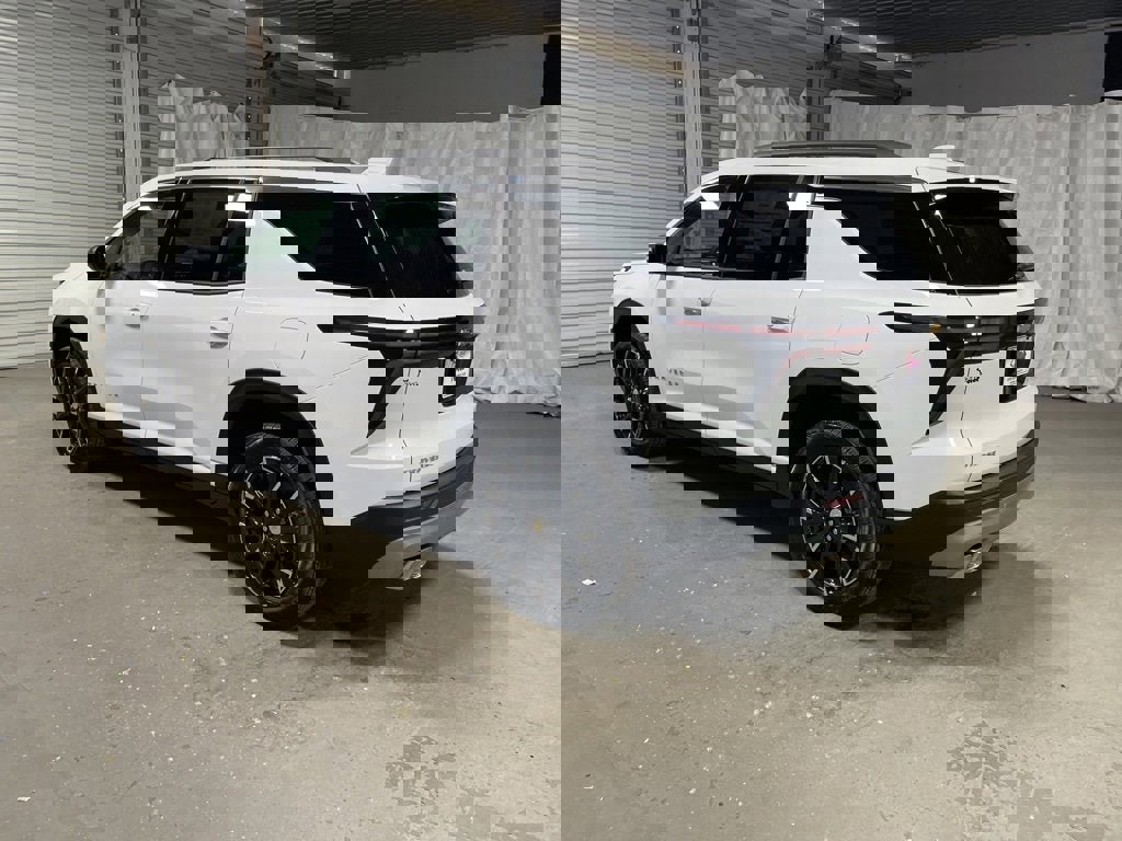 New 2026 Chevrolet Traverse LT w/ Sun and Wheel Package image 5