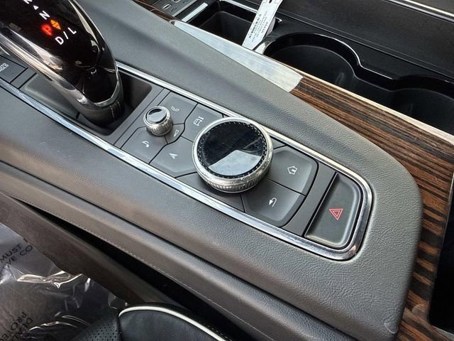 Used 2023 Cadillac Escalade ESV Premium Luxury image 28