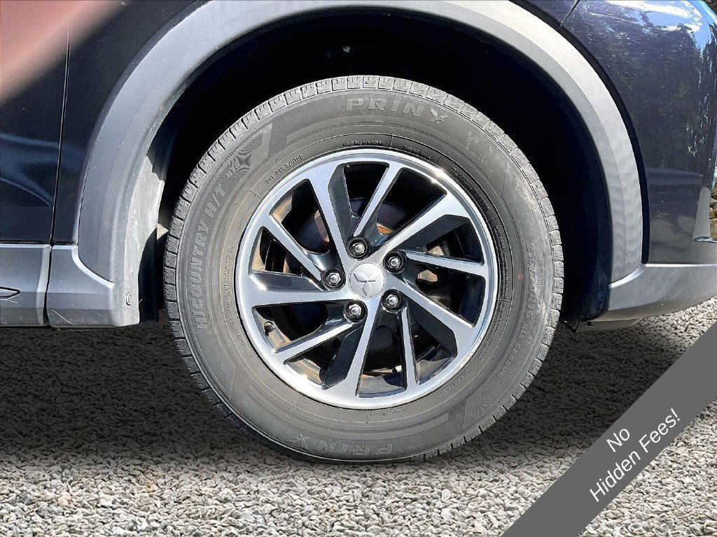 Used 2020 Mitsubishi Eclipse Cross ES FWD image 9