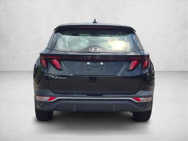 Used 2022 Hyundai Tucson SE w/ Cargo Package FWD image 3