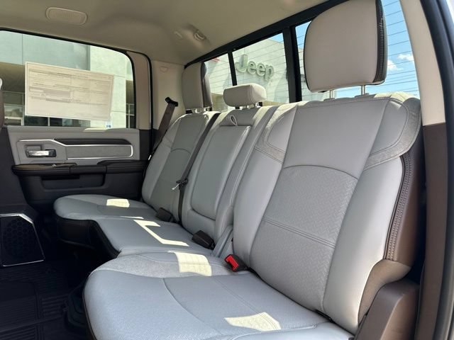 New 2027 RAM 3500 Laramie AWD/4WD image 32